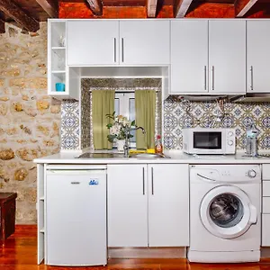 https://mediaval-apartament-alfama.hotels-lisbon-portugal.com